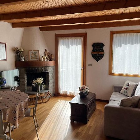 Chalet Blanc "Le Flocon" Курмайор Экстерьер фото