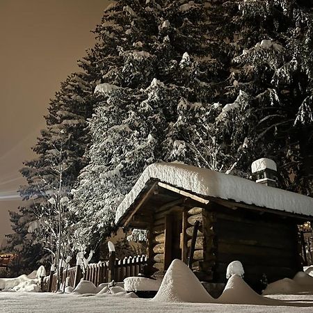 Chalet Blanc "Le Flocon" Курмайор Экстерьер фото